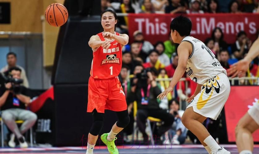 WCBA焦点战：四川女篮战胜广东东莞女篮